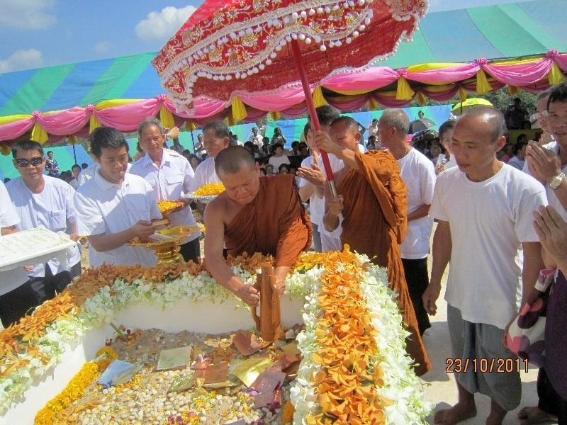 วางศิลาฤกษ์พระมหาเจดีย์